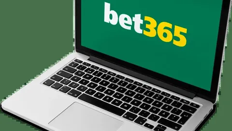 特朗普回应美联社报道：对所有人都不满意，将提起诉讼